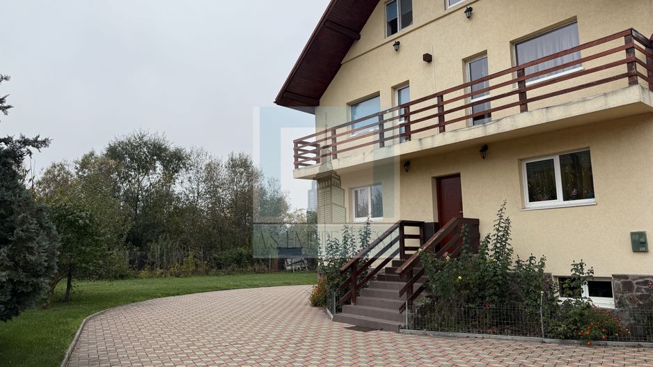 Casa/Villa 8 camere, 1100 mp teren - zona Ultracentral/Sanpetru - Poză 6
