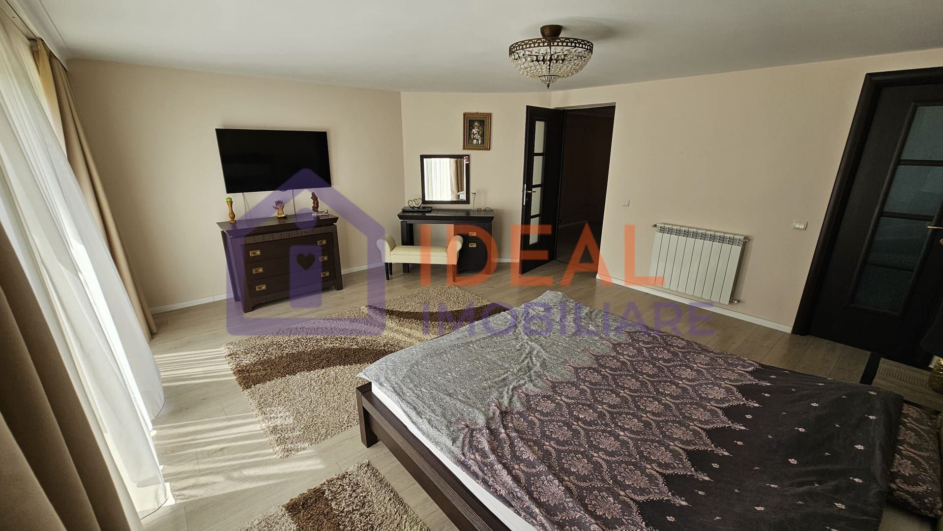 Vila Moderna cu 5 camere, garaj si 921 mp de curte, in Tocile - Poză 13