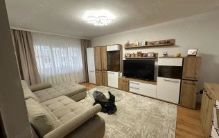 Apartament 3 camere, decomandat