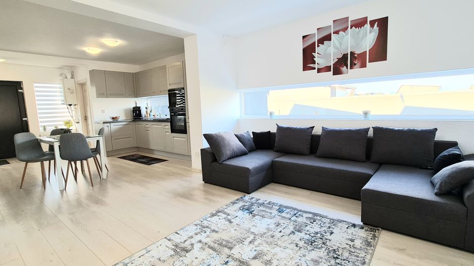 Casa 4 camere cu garaj mobilata si utilata cartier Izvor Tarlungeni - Poză 11