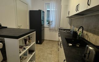 Vilă 3 camere mobilata 3 locuri parcare  Safirului Bragadiru - Poză 5