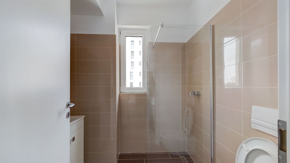 Spațiu comercial în imobil nou zona Hornbach - Poză 6