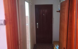 Apartament 2 camere in Micro 16 - Poză 1