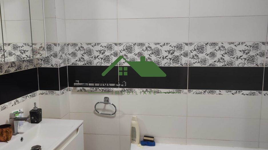 Vand apartament 2 camere, Marasesti - Poză 8