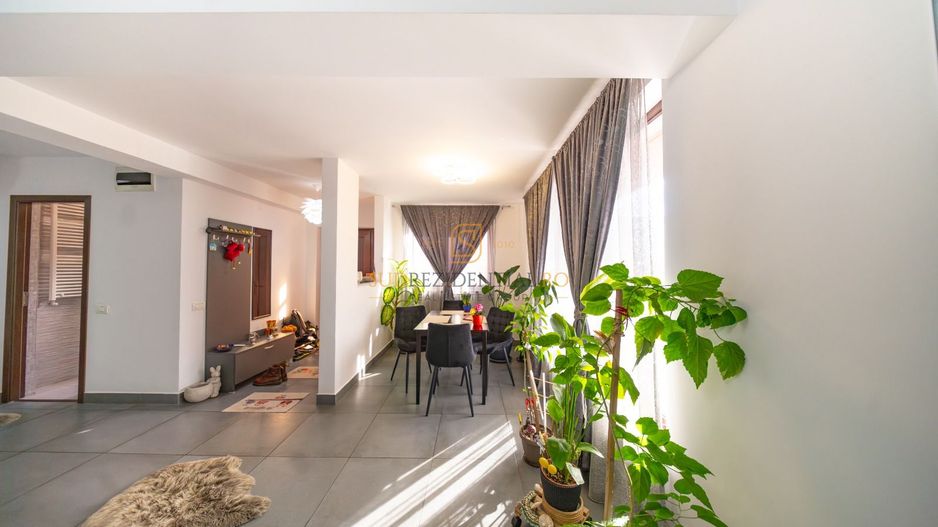 Vila Individuala cu 4 camere, zona Giurgiului - Poză 2