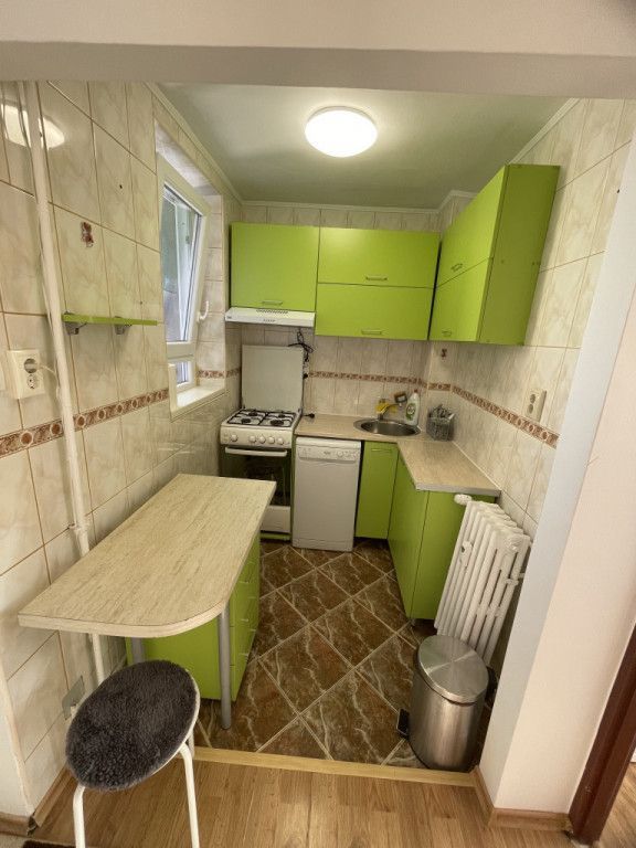 Apartament 2 camere decomandat la 7-8 minute de metrou - Poză 5