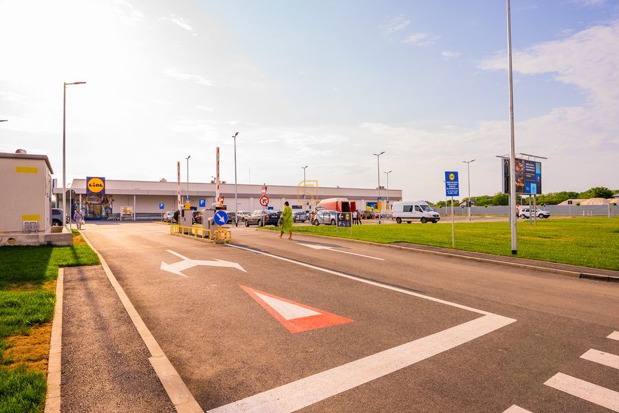 S5- Teren cu Proiect Autorizat intr-un cartier rezidential de renume - Poză 15