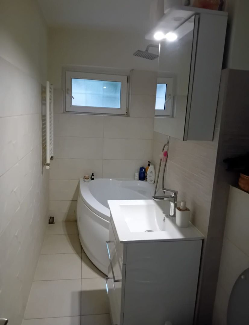 Spitalul Judetean | 3 Camere | Renovat-Mobilat-Utilat | Gradina - Poză 5