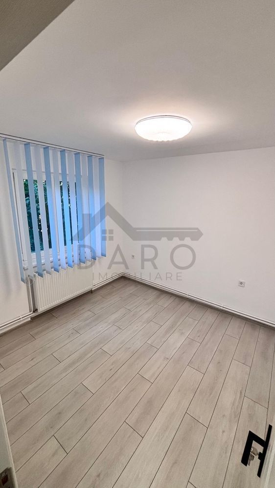 Vand apartament cu 3 camere - Poză 7