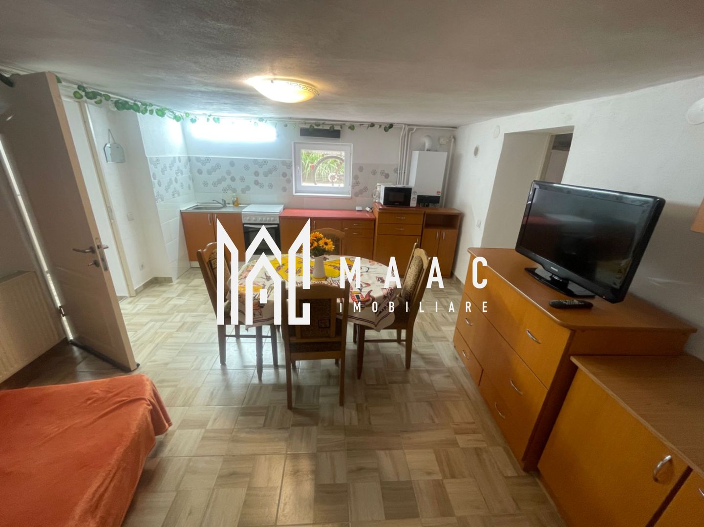 Apartament 2 camere| Utilitati incluse | Zona Sub Arini | 90 mp - Poză 2