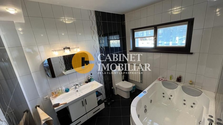 VILA de lux - design clasic-vintage - Dealul Galata - Sos Voinesti - Poză 16