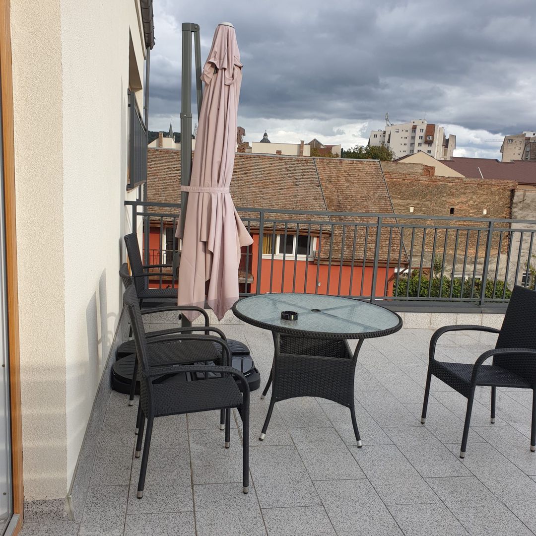 Spațiu de birouri de 95 mp + terasa 90 mp zona Centrala - Poză 11