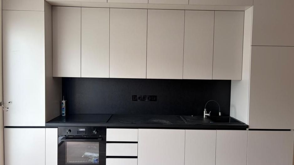 Apartament 2 camere, terasa, etaj intermediar, garaj, Eroilor - Poză 3