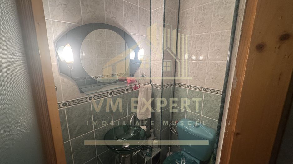 APARTAMENT 3 CAMERE ETAJ 4 GRUI CAMPULUNG - Poză 36