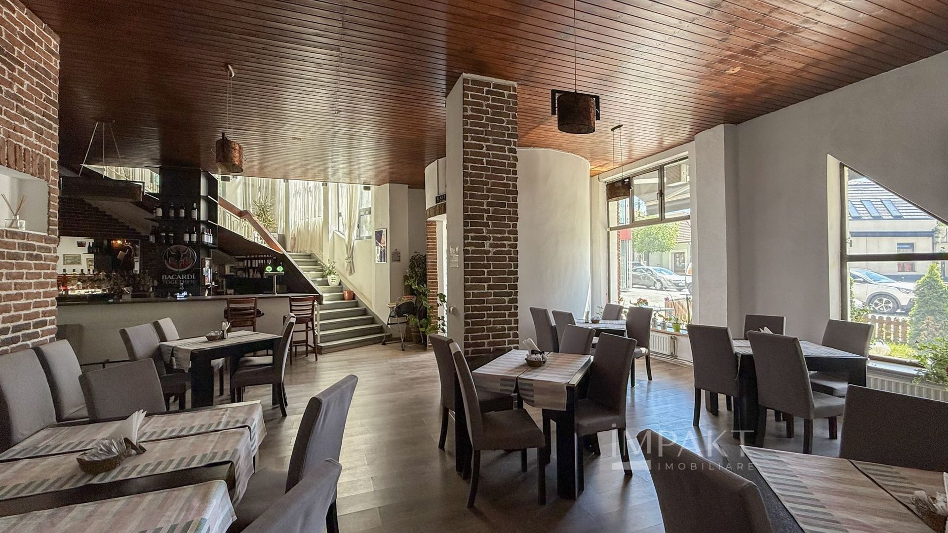 Spatiu comercial alimentatie publica  Piata Cipariu, 264 m2, TERASA - Poză 4