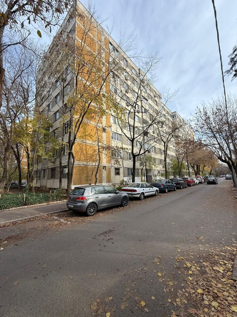 Garsoniera Renovata - Decomandata - Gorjului - Metrou 10 minute - Poză 9