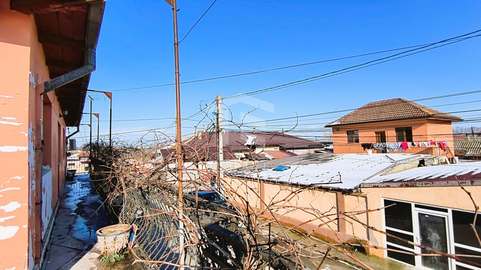 Medgidia | Casa P+1 | 5 camere spațioase, balcon, terasă și garaj - Poză 2