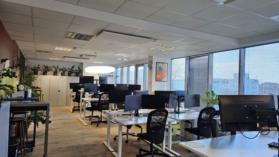 Spatiu de birouri  de inchiriat - Poză 3