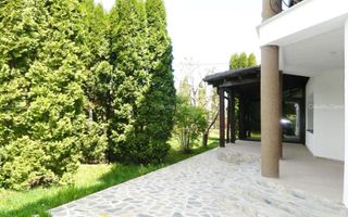 Apartament superb de 4 camere, curte proprie, zona Bartolomeu. - Poză 4