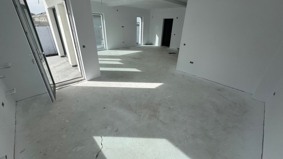 Vila MODERN Tunari cu Pompa de caldura, curte 430m2,  0% comision - Poză 7