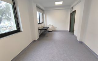 CENTRU ANAF (cod03)- Birou luminos si cochet ! - Poză 2