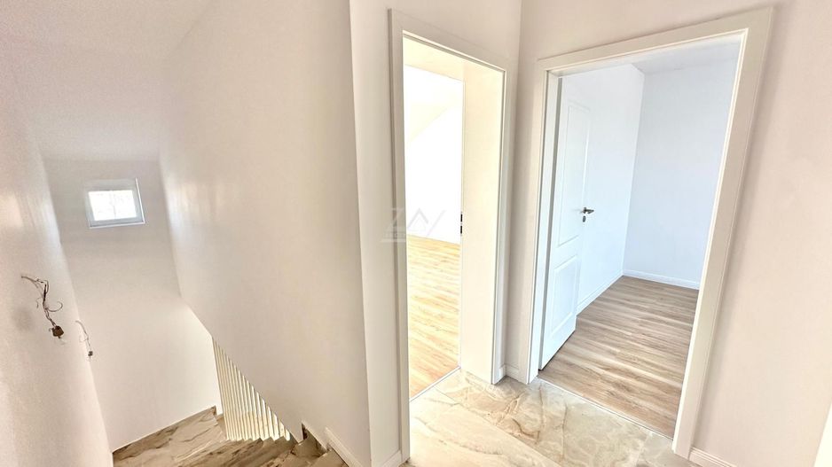 COMISION 0! Finalizat - toate utilitatile. 3 dormitoare. Drum pavat. - Poză 12