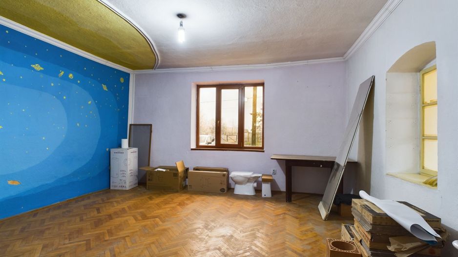 Oportunitate unică! Casă reabilitată parțial în Nitckidorf - Poză 4