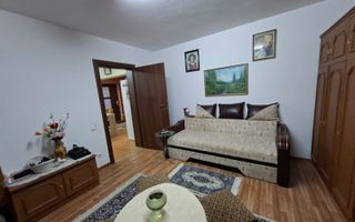 Casa 6 camere 2 bai curte 306 mp utili si parcare privata in Selimbar - Poză 7