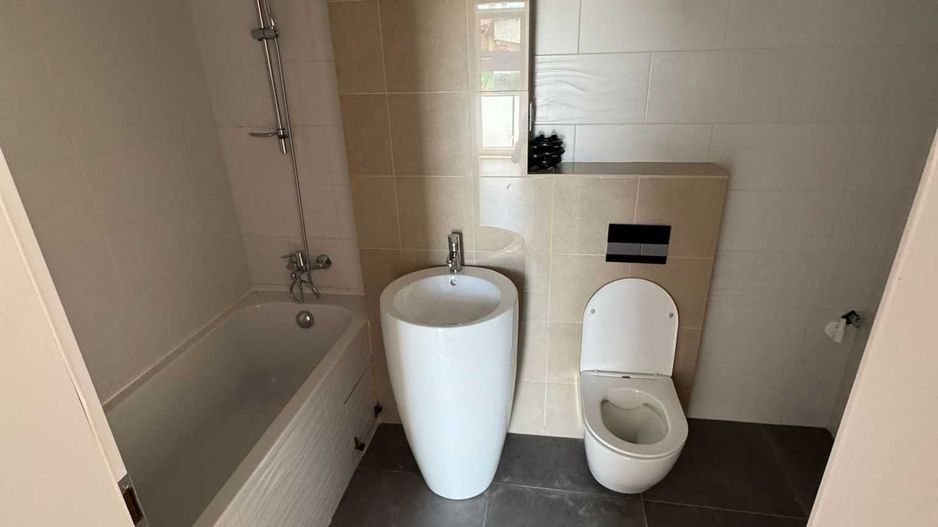 apartament 3 camere bloc nou - centrala proprie Viilor - Poză 3