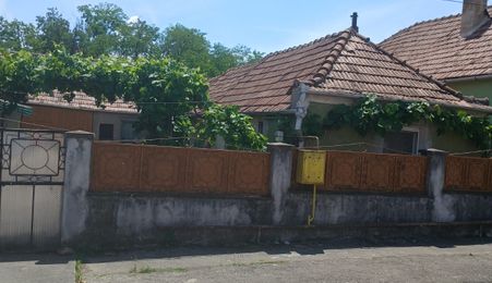 CASA DE VANZARE in TARTARIA