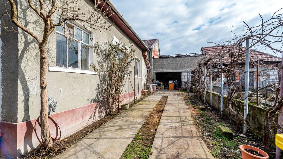 Casă de renovat cu 773 mp teren la preț de apartament - Poză 5