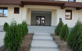 Apartament cu 2 camere de vânzare în zona Tomis I - Poză 3