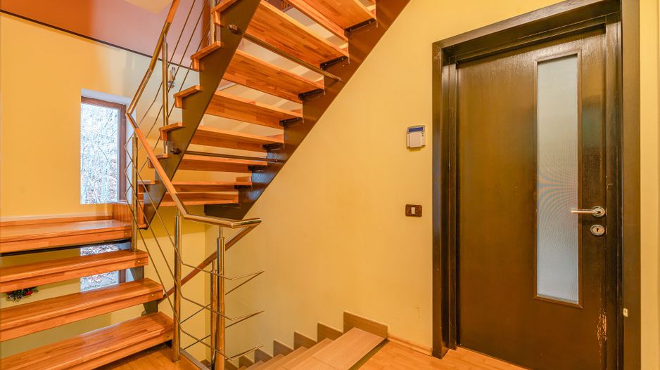 Casa individuala in Dambul Morii cu vedere spre Piatra Mare - Poză 20