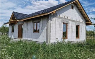 Casa la intrare in Cionchesti - Poză 4