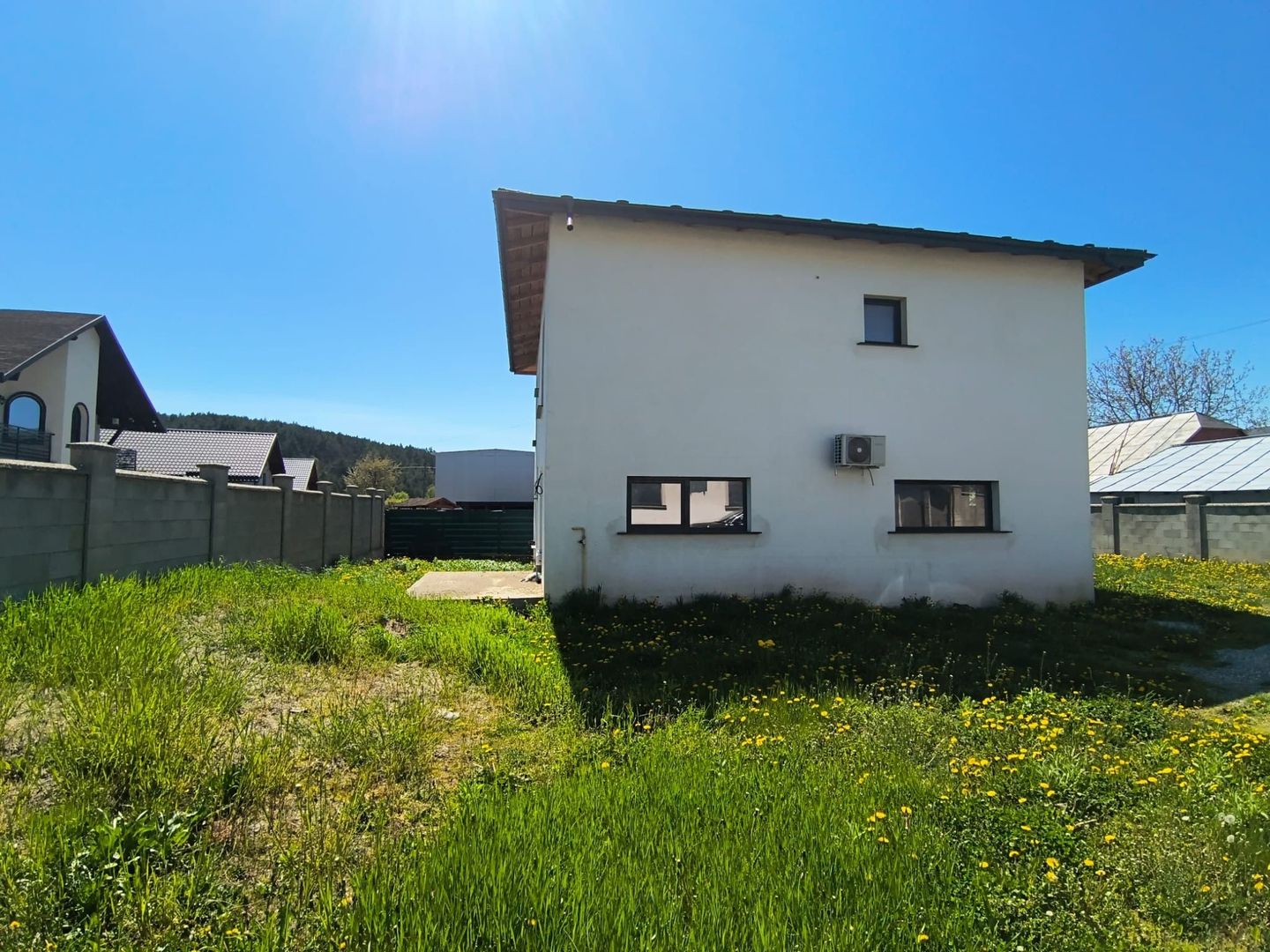 Vilă P+E+Pod | 200 MP Utili | Șcheia | Drum Privat - Poză 3