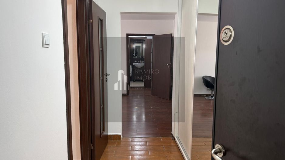 Apartament 3 camere semidecomandat Drumul Taberei - Poză 7