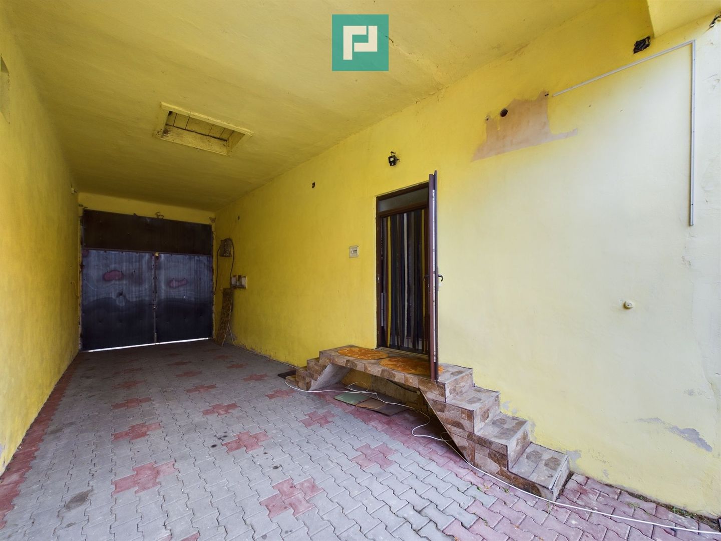 Casă cu 1 cameră în centrul Lipovei - Poză 5