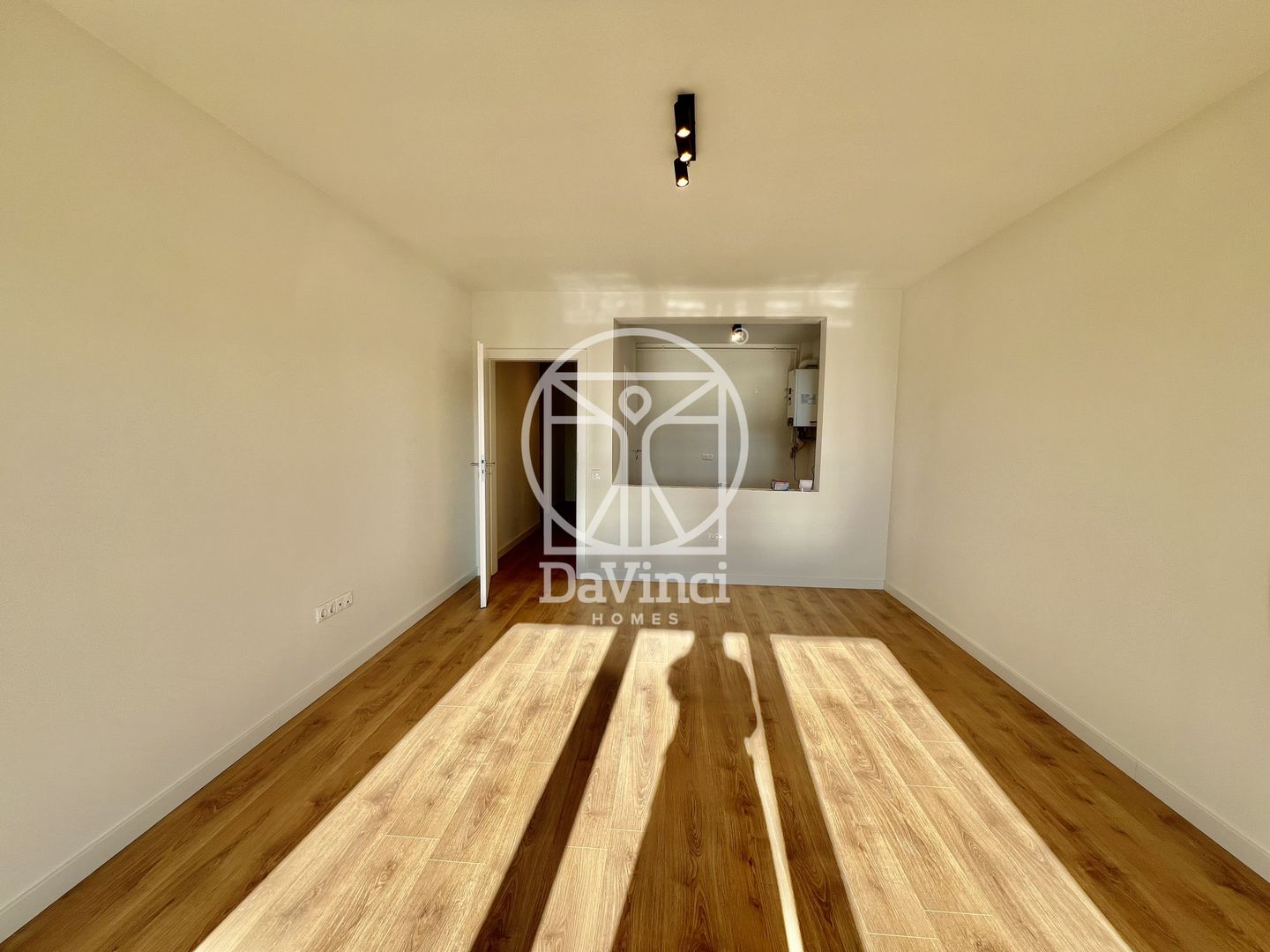 Apartament 2 camere - finisat la cheie, intabulat, contoare montate - Poză 2