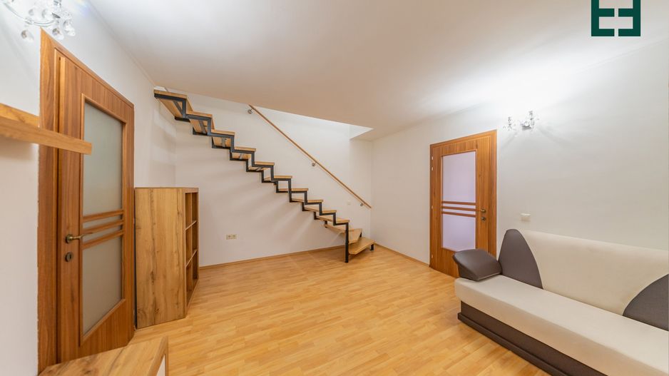 De închiriat - Apartament la casă cu 2 camere zona UTA - Arad - Poză 2