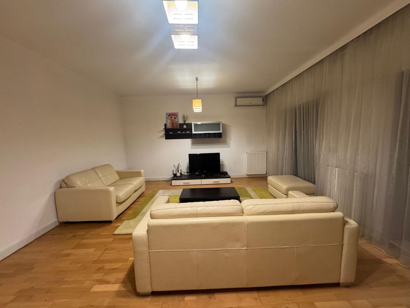 3 CAMERE| VEDERE PANORAMICA| BOXA si LOC DE PARCARE - Poză 3