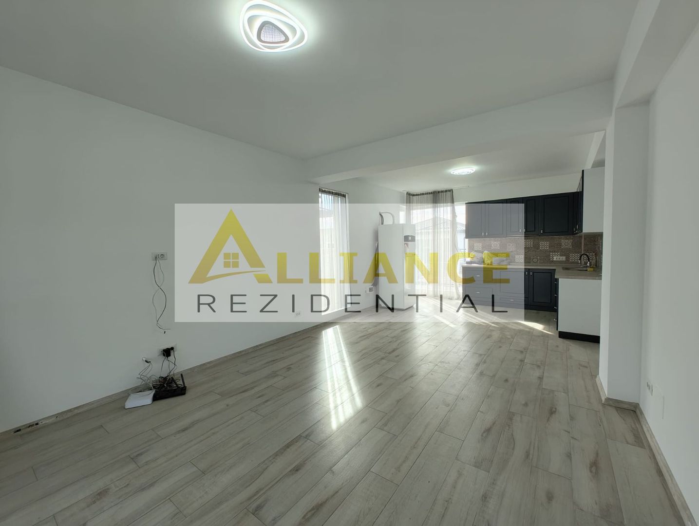 Casa individuala - 3 camere-Teren 375 mp-PANOURI SOLARE - Poză 14