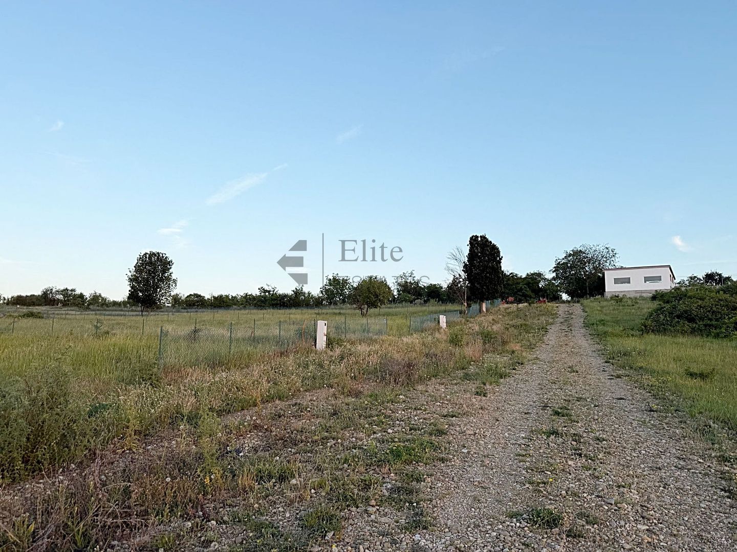 Teren intravilan 1.433 mp de vanzare Oradea | Panorama superba - Poză 2