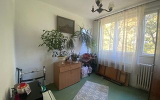 Apartament compact de vanzare, trei camere,  Apusului, 0% comision cumparator - Poză 6
