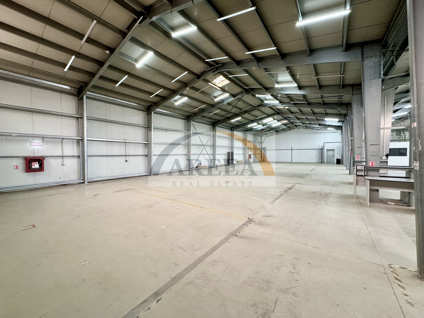 Depozit-Hala-Productie 744mp+366 Birouri-Acces tir - Poză 1