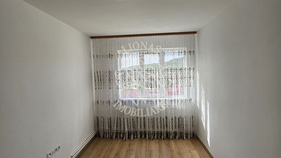 Apartament 4 camere 80 mp-balcon generos-renovat-Zona Andrei Muresanu - Poză 6