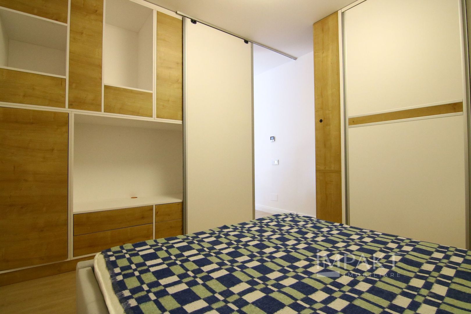 Apartament modern cu 2 camere, Semicentral. - Poză 13