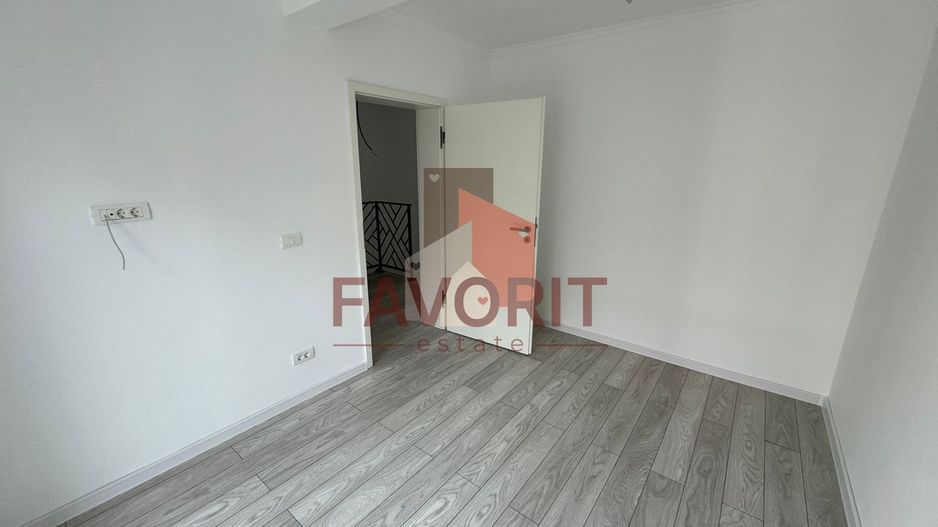 Finisaje la alegere. Vatra veche a satului. La asfalt - Poză 10