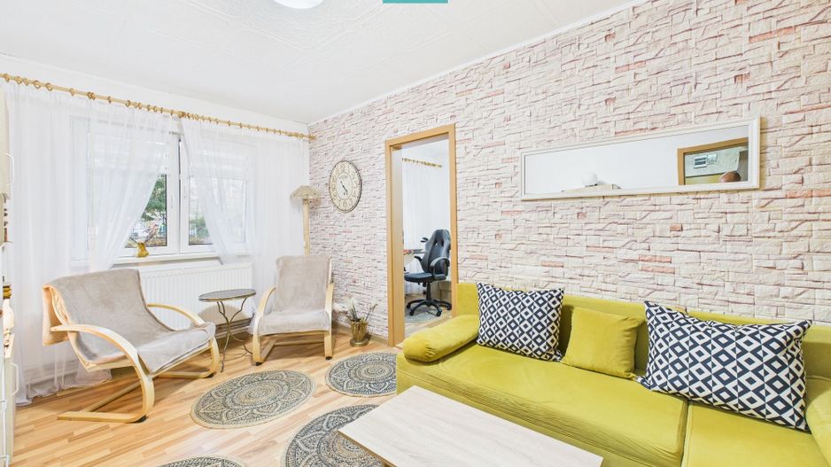 Apartament cu 2 camere la parter în Vlaicu - Poză 1