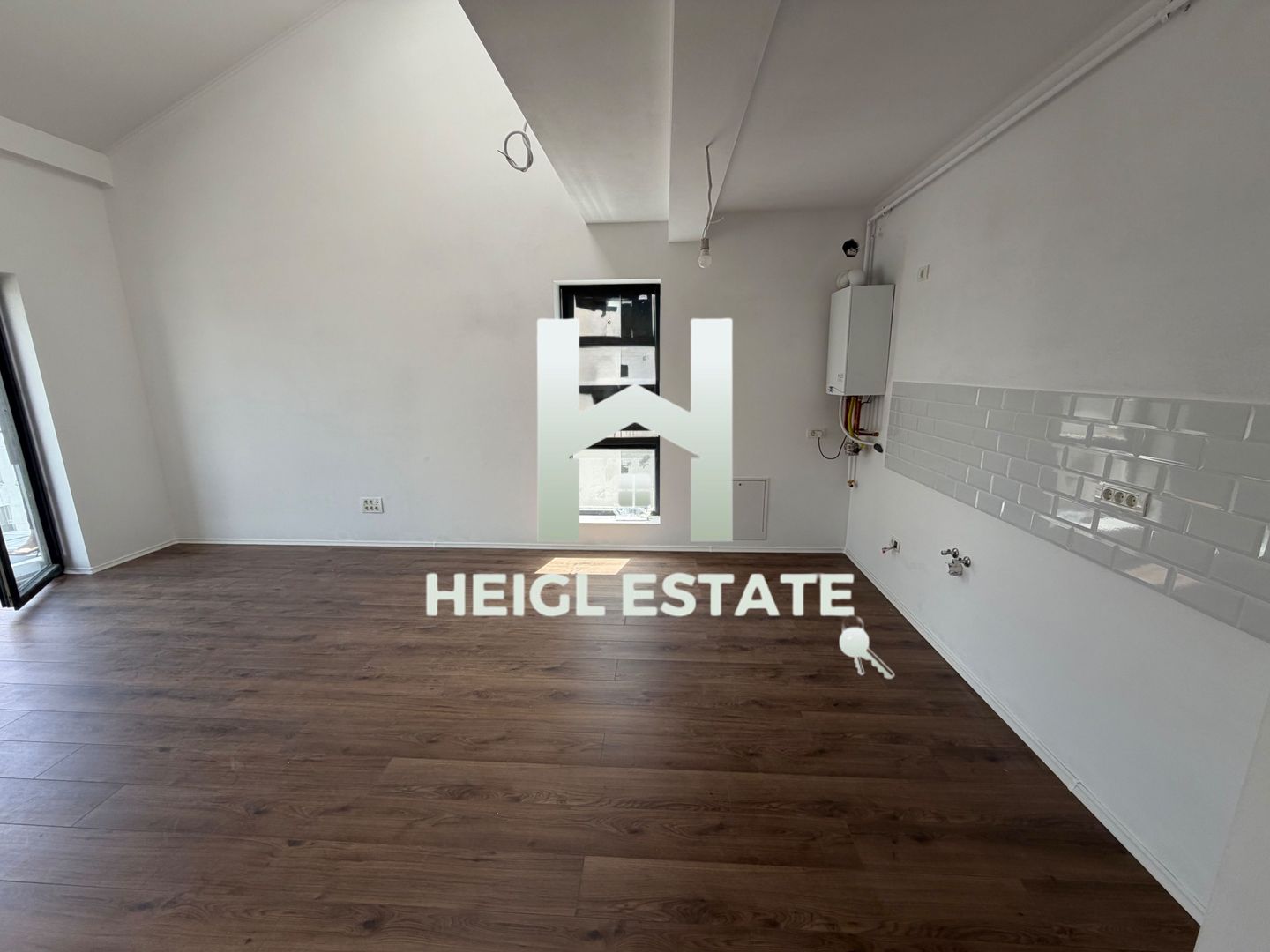 Apartament cu 3 camere pe 2 nivele in Giroc - Poză 2