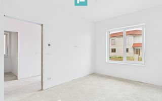 Duplex elegant  cu 5 camere în Dumbrăvița - Poză 11